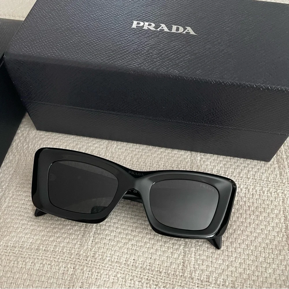 100% authentic Prada Cat Eye Sunglasses - Picture 7 of 9